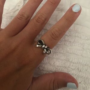 JAMES AVERY BOW RING